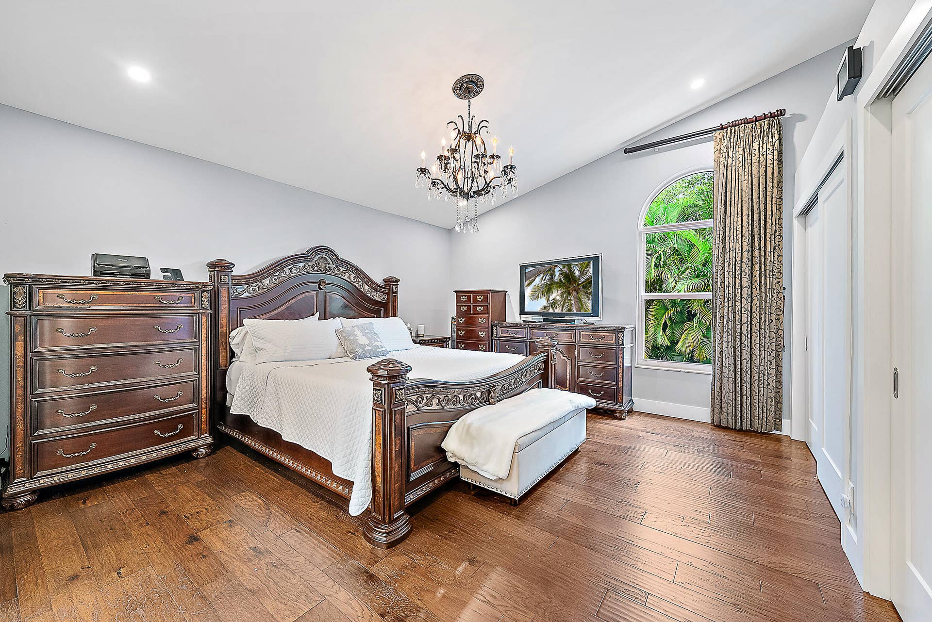 7 Grand Bay Circle, Juno Beach, FL 33408 Master Bedroom