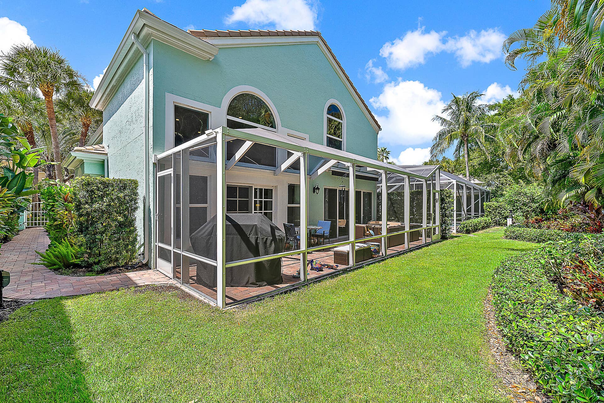 7 Grand Bay Circle, Juno Beach, FL 33408 Rear Exterior