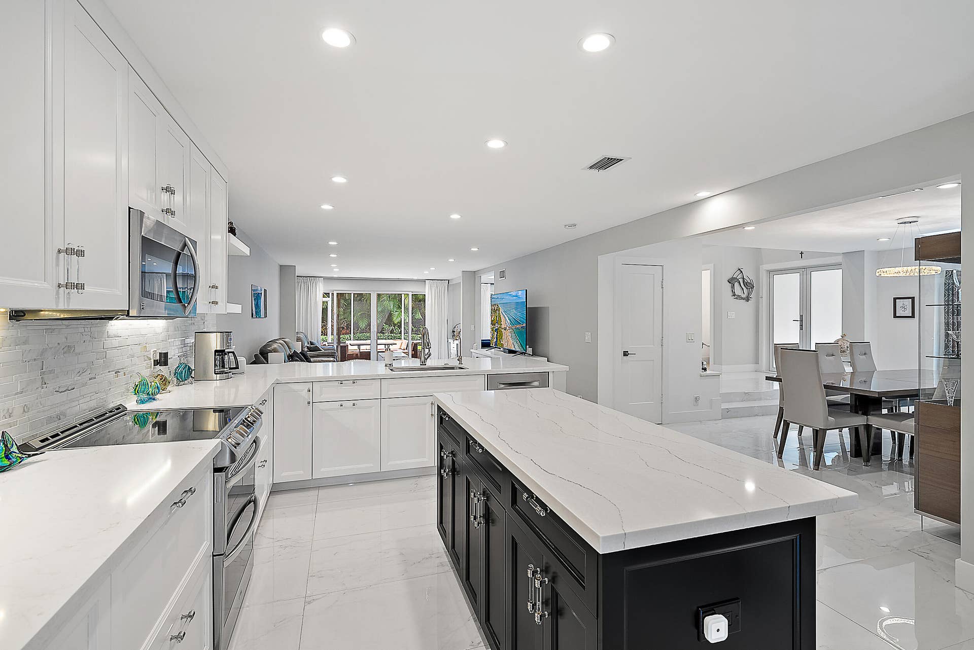 7 Grand Bay Circle, Juno Beach, FL 33408 Open Kitchen