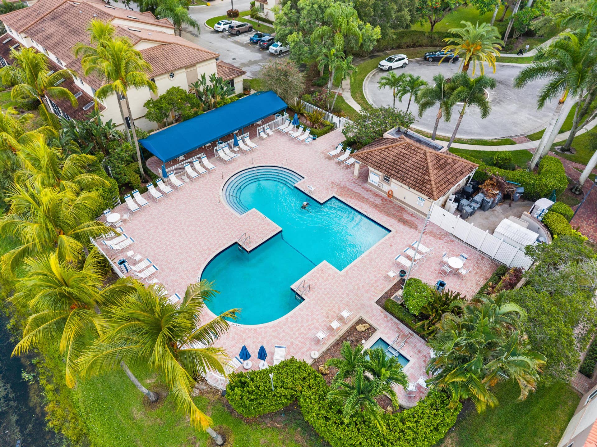 6705 Via Regina, Boca Raton, FL 33433 community pool