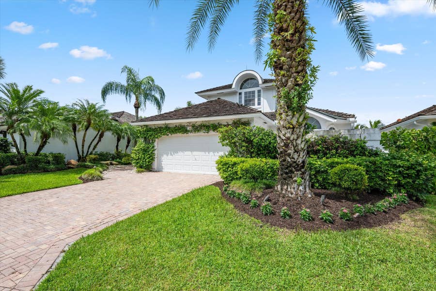 Property photo for 2467 Muir Circle, Wellington, FL