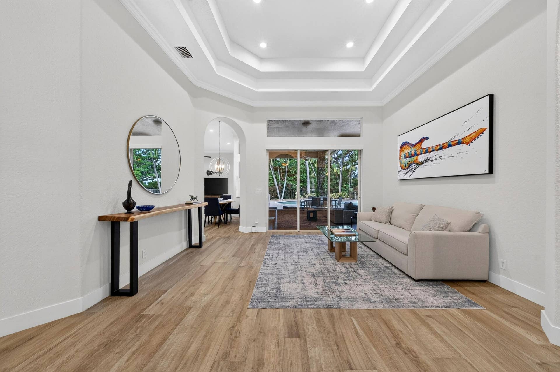 011-038-Living Room-4000x2662
