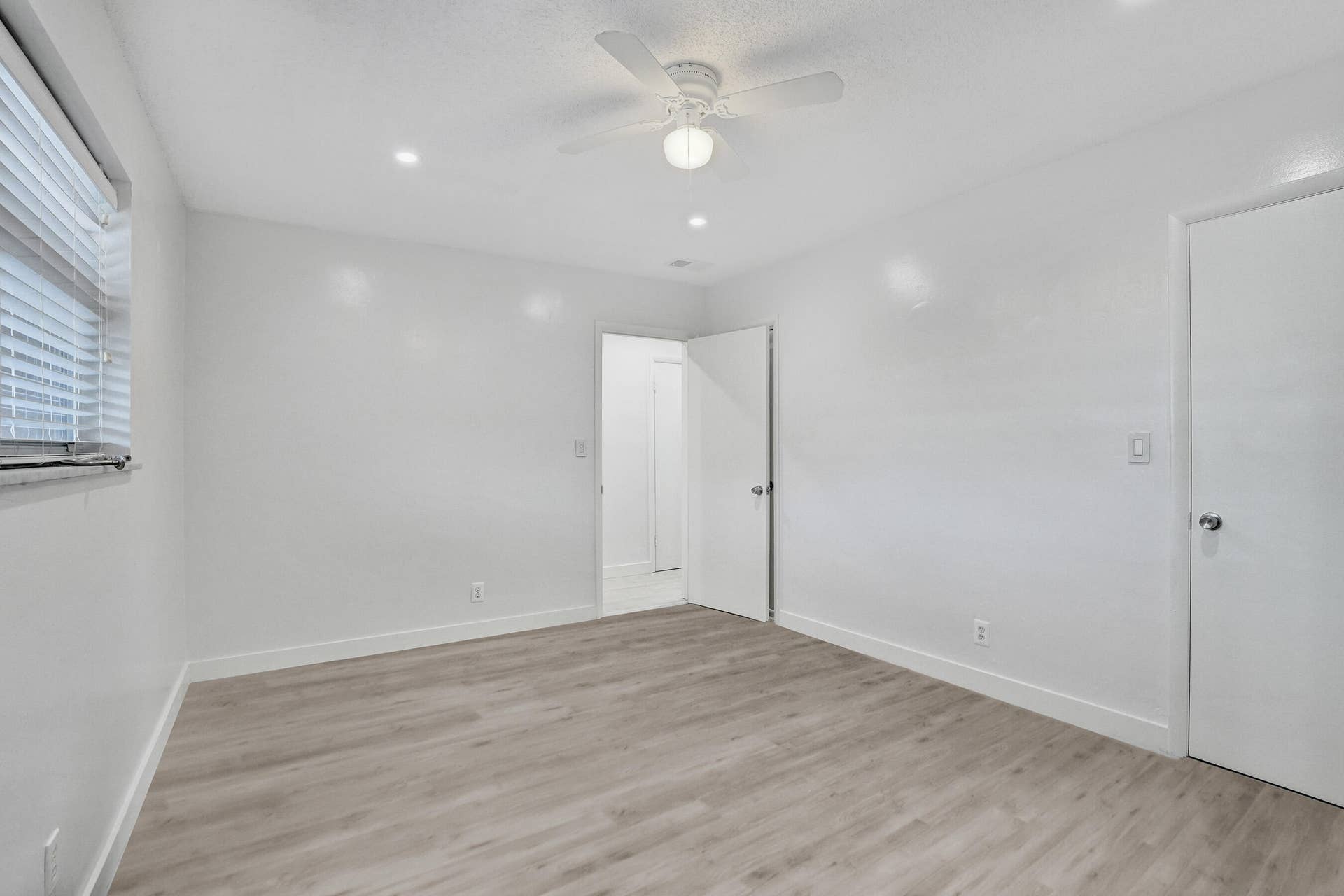 2862 NE 32ND Street, #13, Fort Lauderdale, FL 33306 Bedroom
