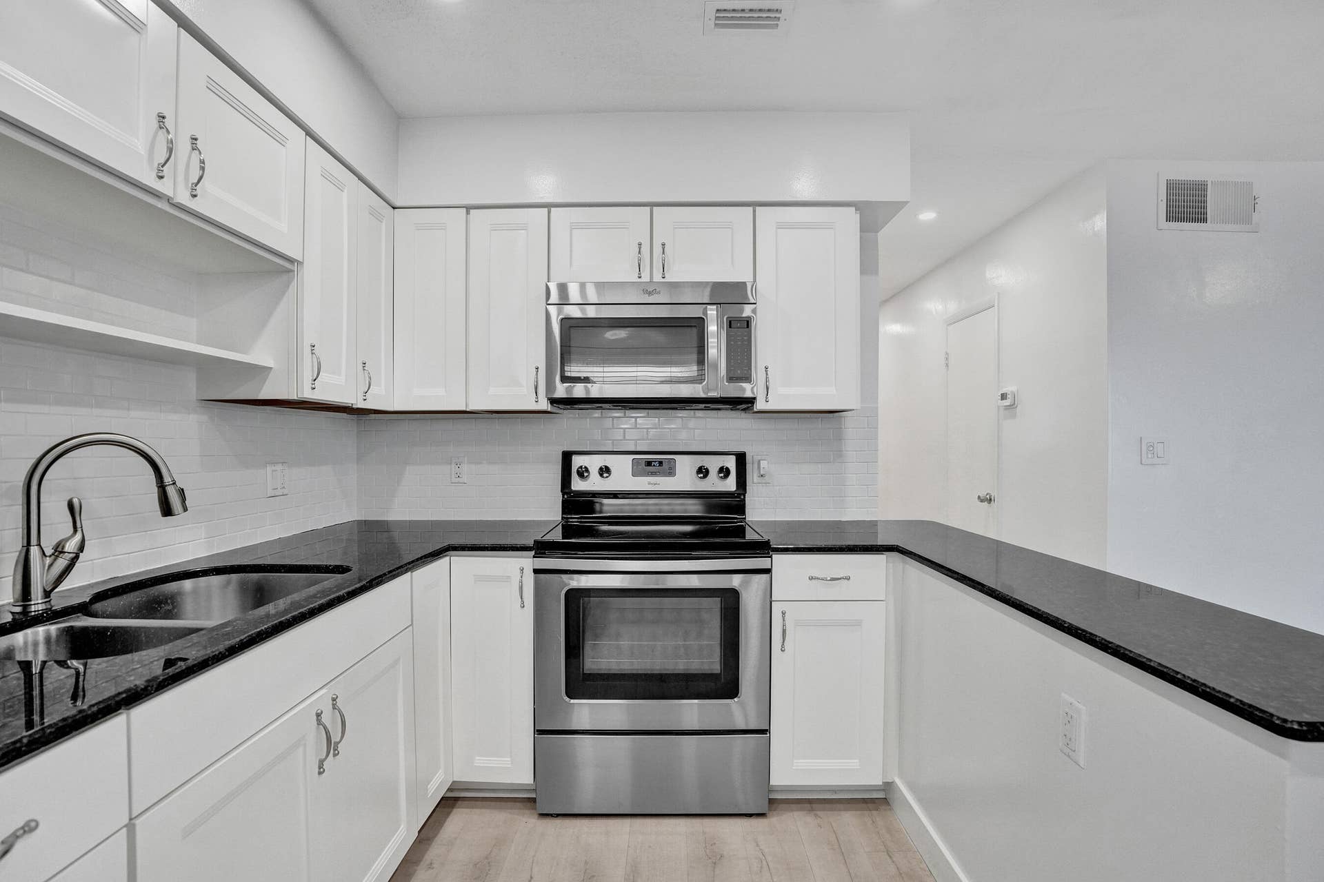 2862 NE 32ND Street, #13, Fort Lauderdale, FL 33306 DSC08497