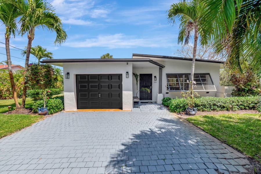 Property photo for 231 SE 3rd Avenue, Delray Beach, FL