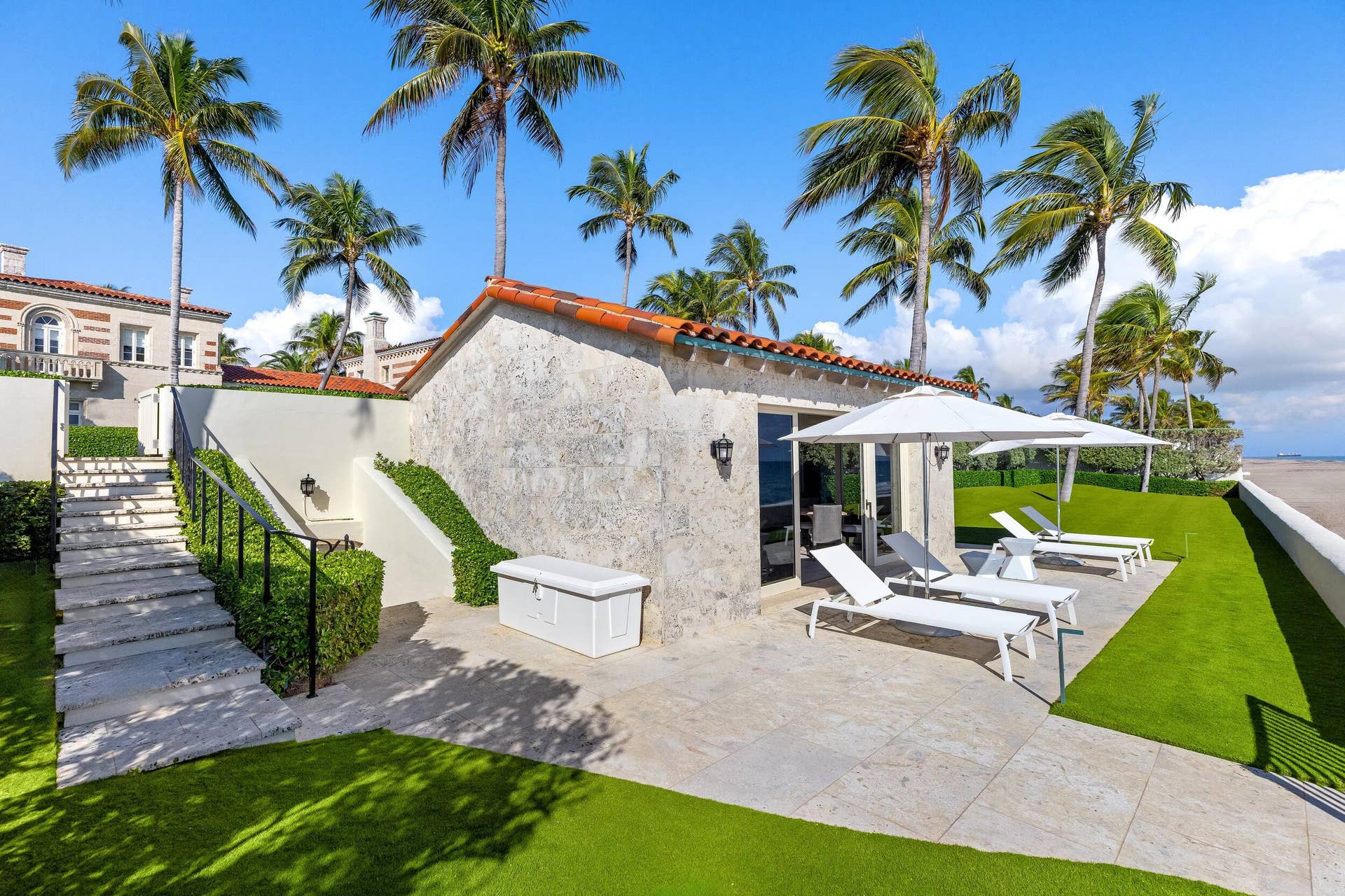 920 S Ocean Boulevard, Palm Beach, FL 33480 Cabana
