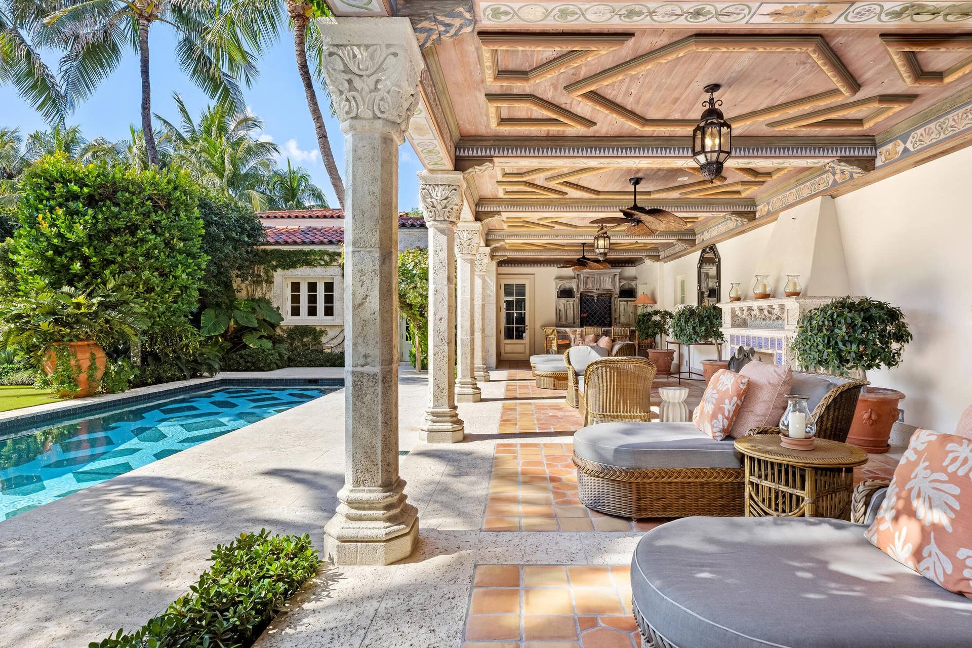 920 S Ocean Boulevard, Palm Beach, FL 33480 Patio