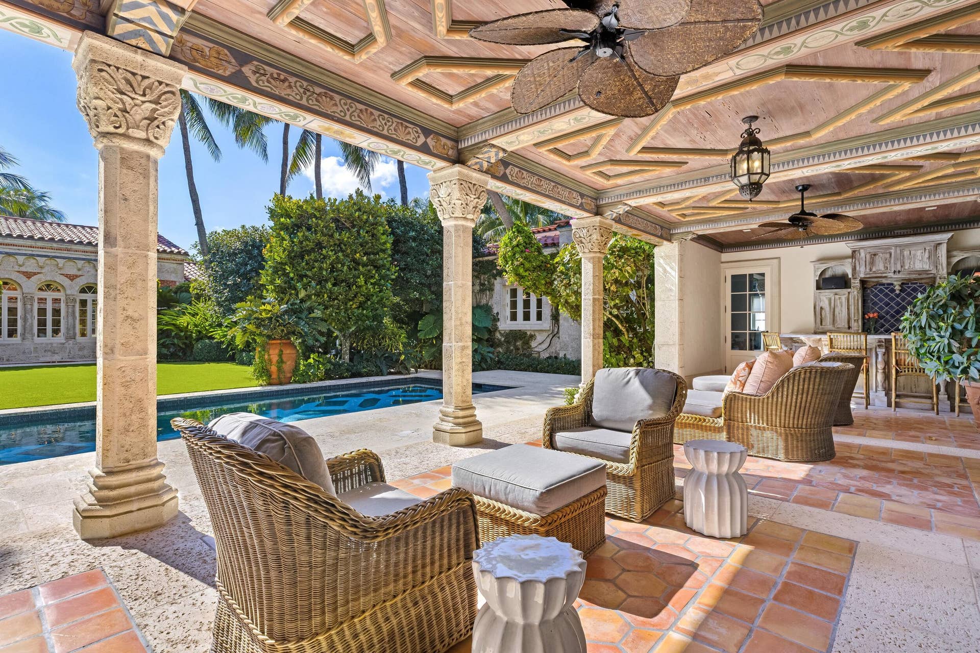 920 S Ocean Boulevard, Palm Beach, FL 33480 Patio