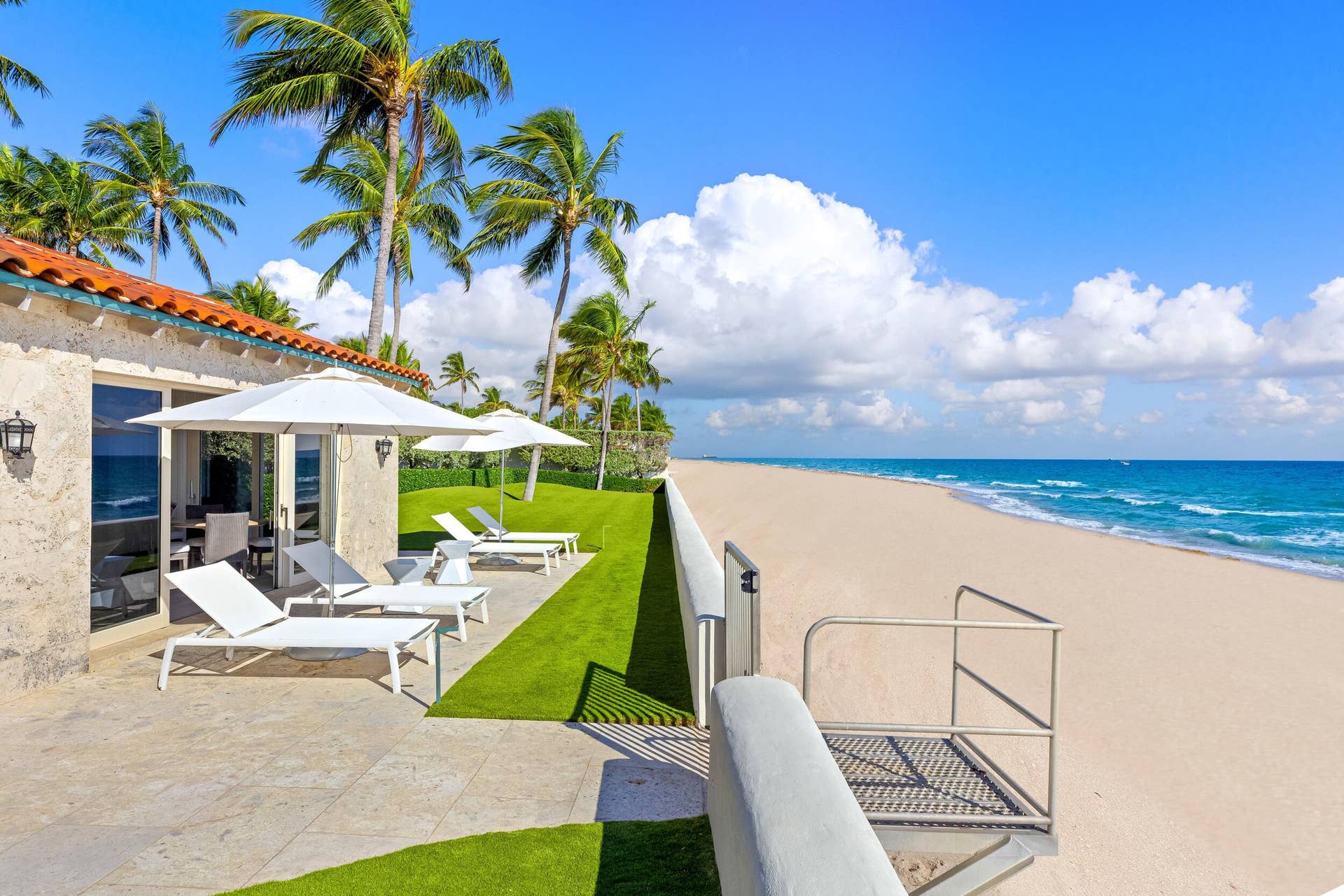 920 S Ocean Boulevard, Palm Beach, FL 33480 Beach