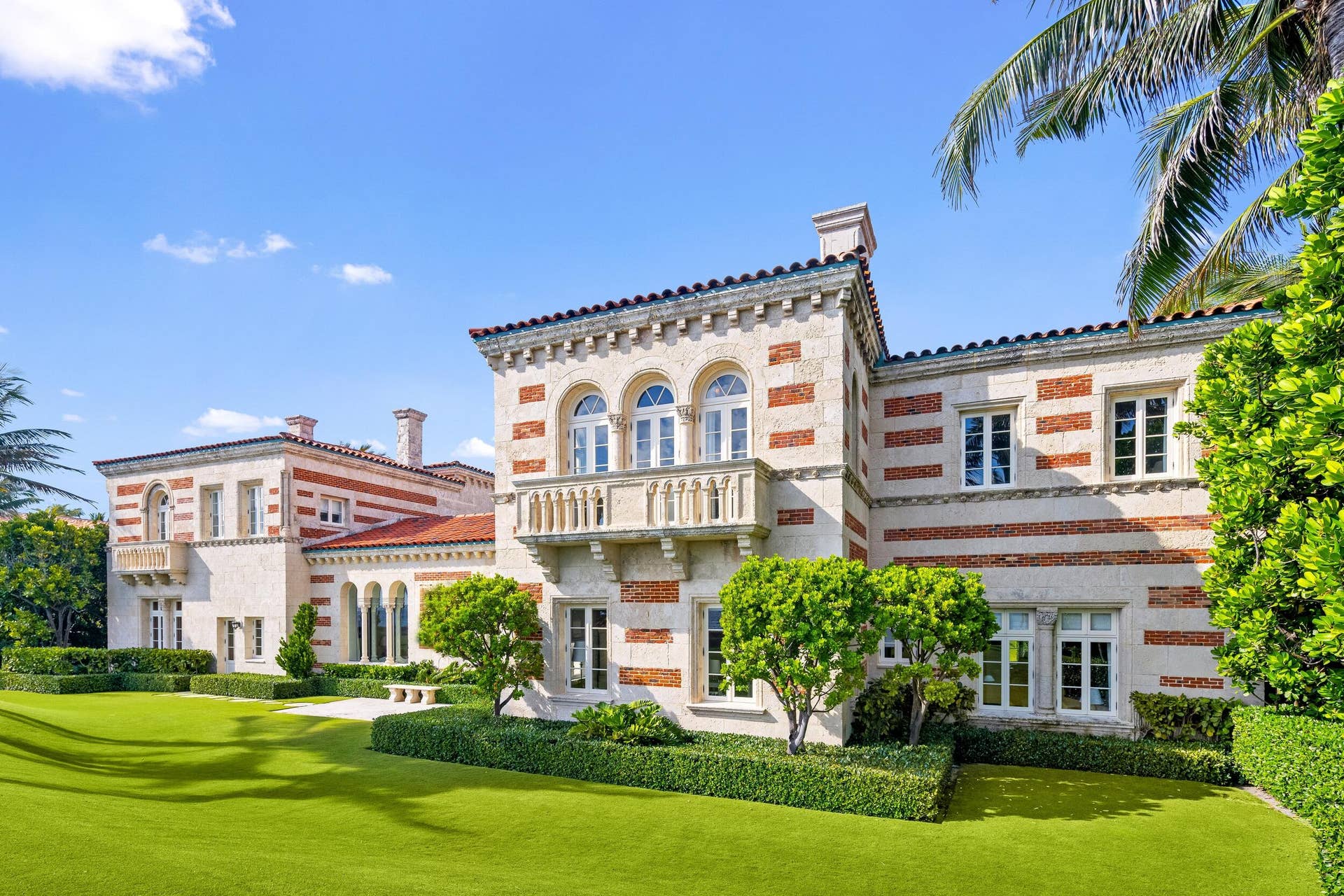 920 S Ocean Boulevard, Palm Beach, FL 33480 Front Exterior