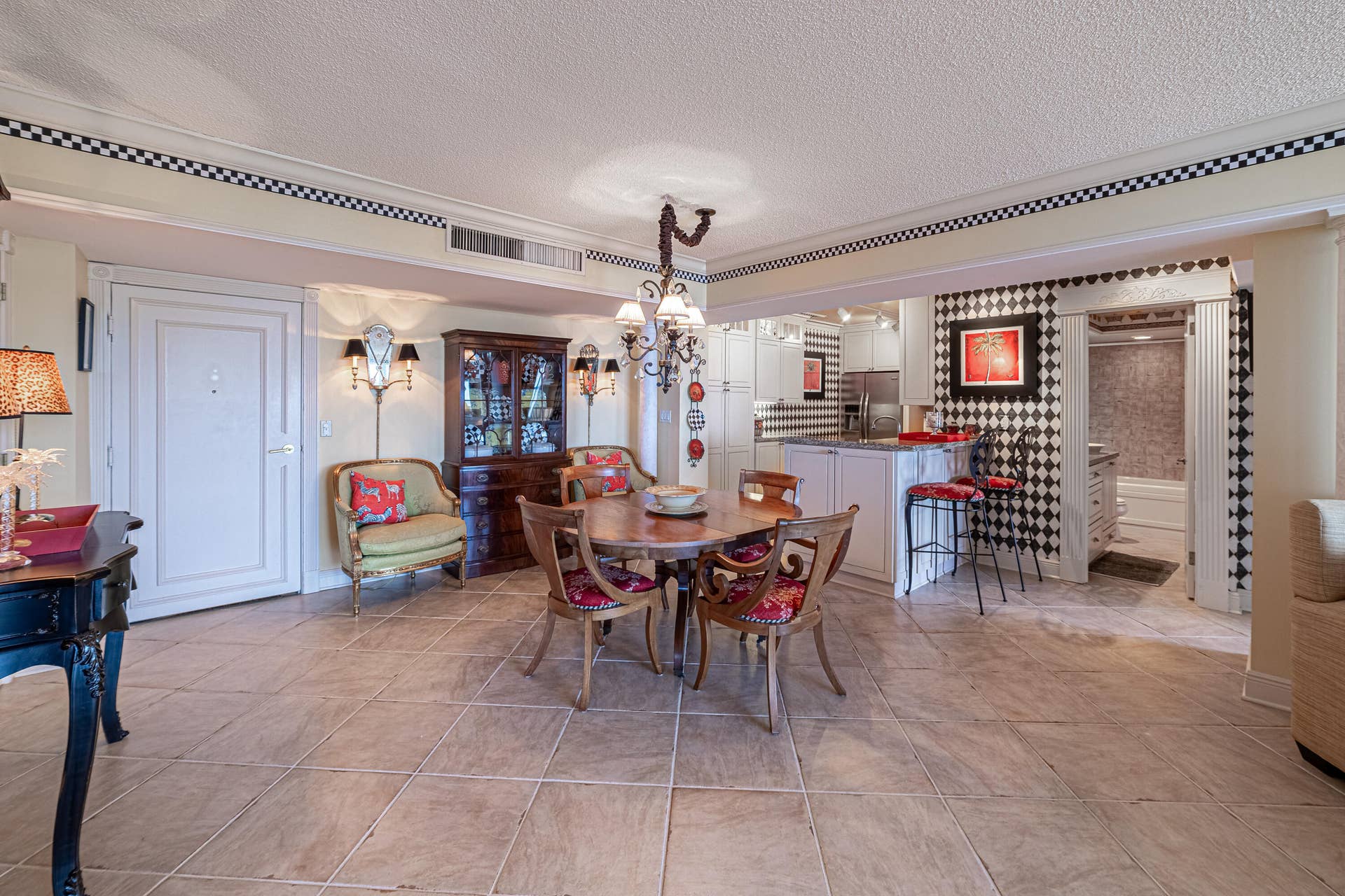 3450 S Ocean Boulevard, #408, Palm Beach, FL 33480 Entrance