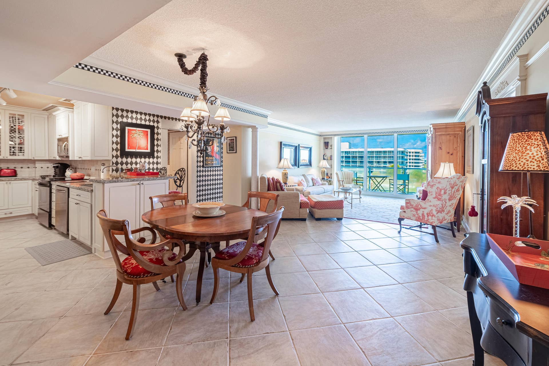 3450 S Ocean Boulevard, #408, Palm Beach, FL 33480 Entrance