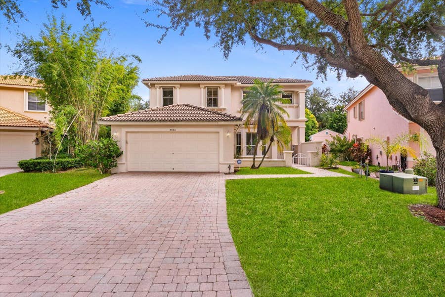 Property photo for 5302 VICTORIA Circle, West Palm Beach, FL