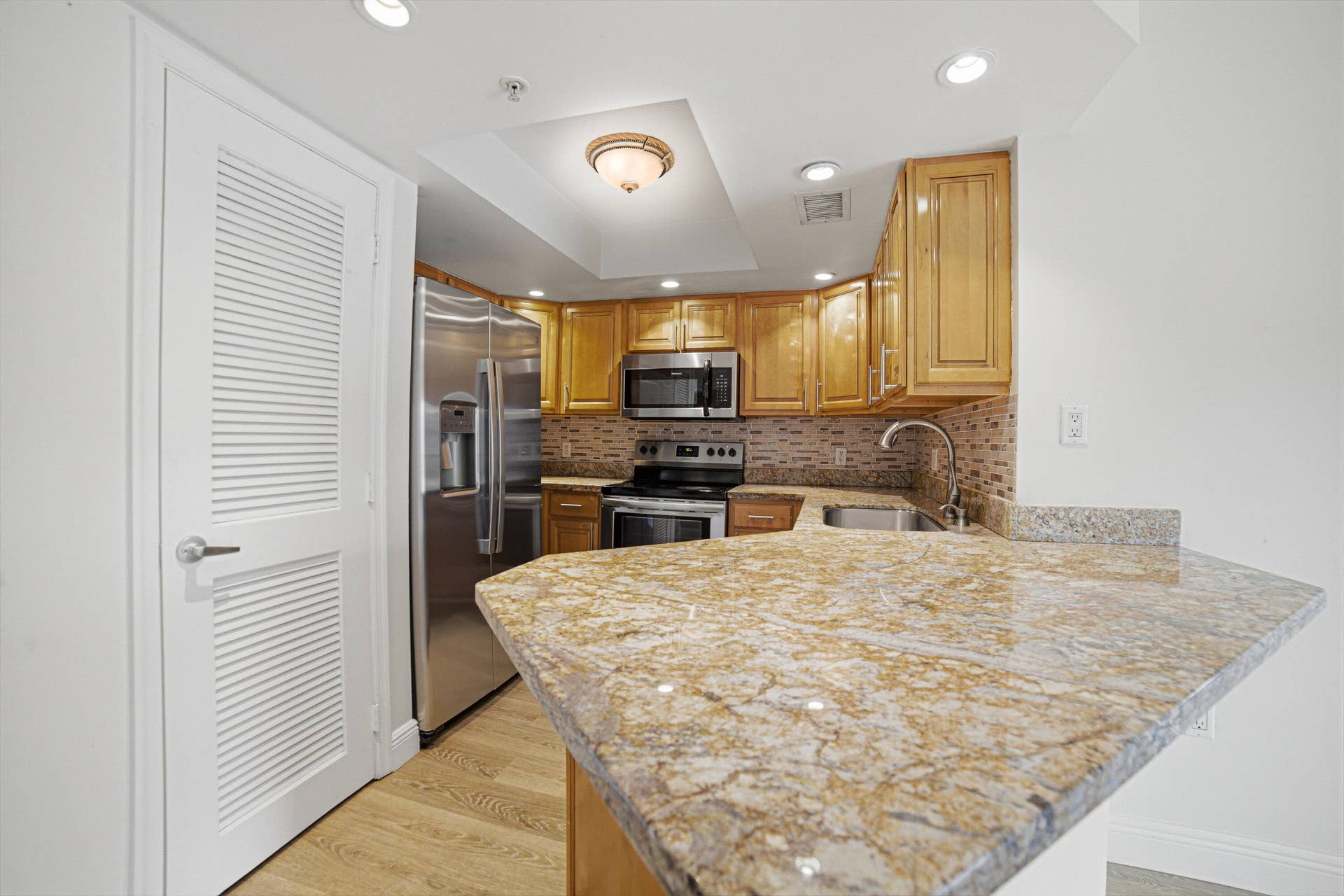 2009 SE 10TH Avenue, #309, Fort Lauderdale, FL 33316 Kitchen-D