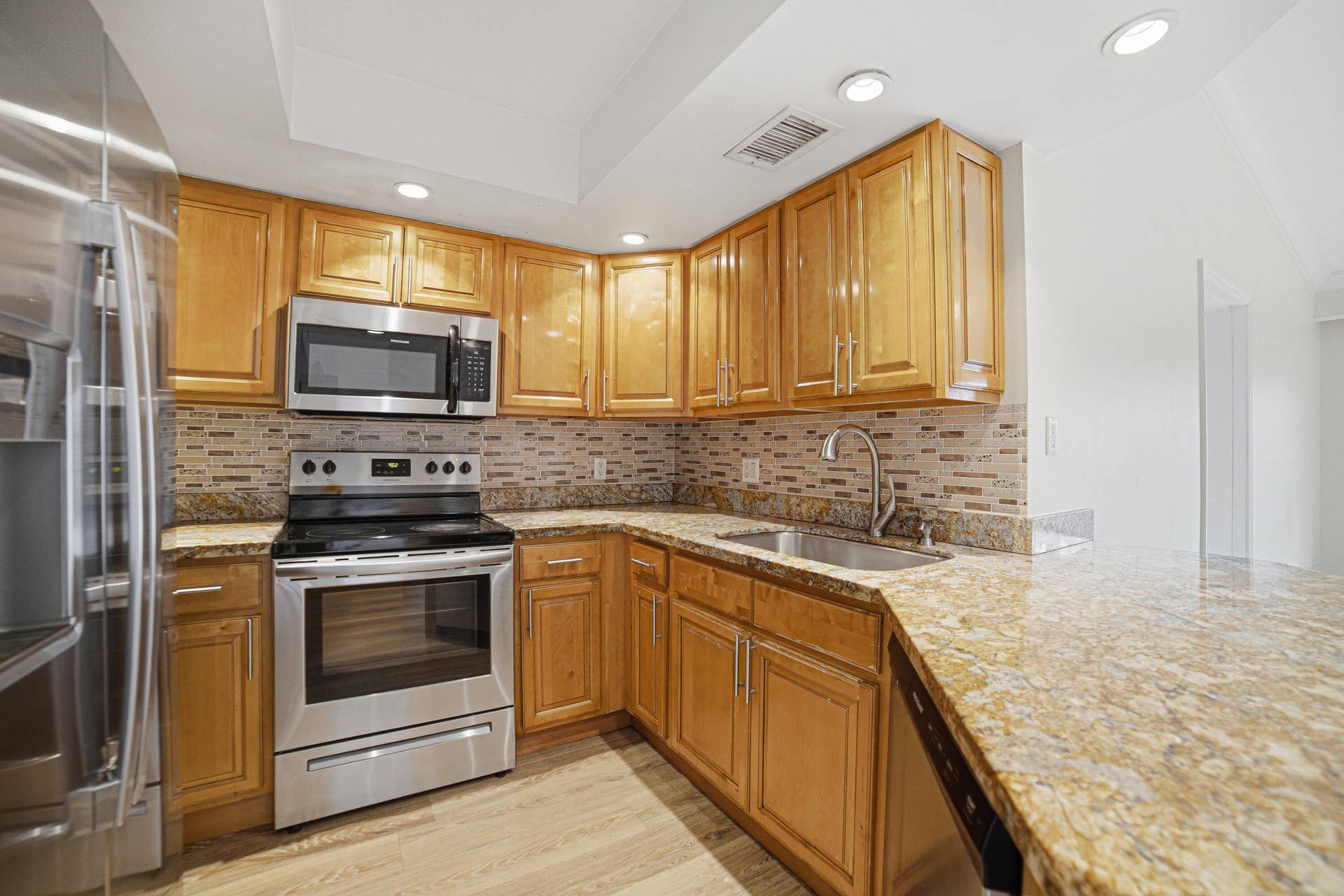 2009 SE 10TH Avenue, #309, Fort Lauderdale, FL 33316 Kitchen