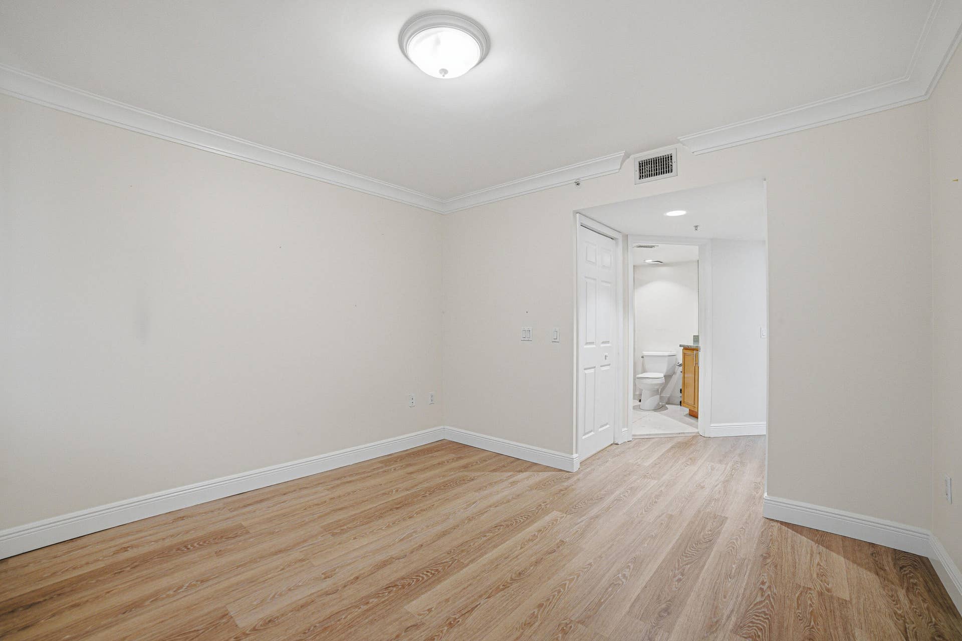 2009 SE 10TH Avenue, #309, Fort Lauderdale, FL 33316 Bedroom1-B