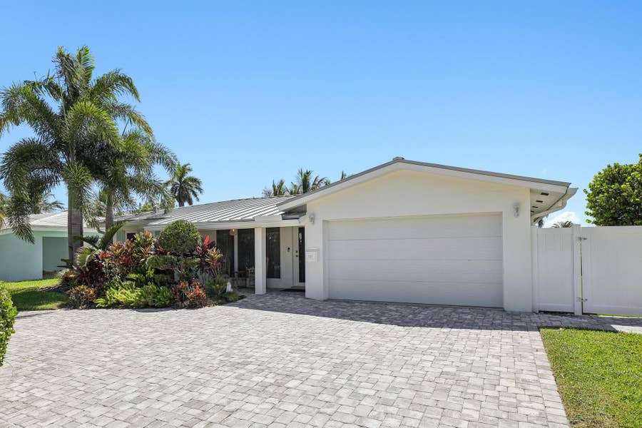 Property photo for 511 SE 9TH Avenue, Pompano Beach, FL