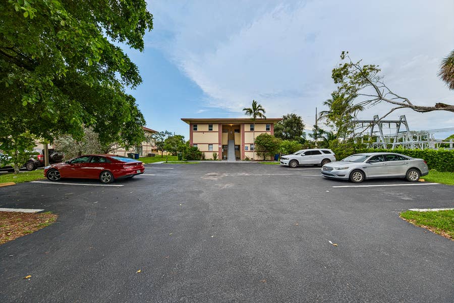 Property photo for 825 SW 10th Street, #D, Hallandale Beach, FL