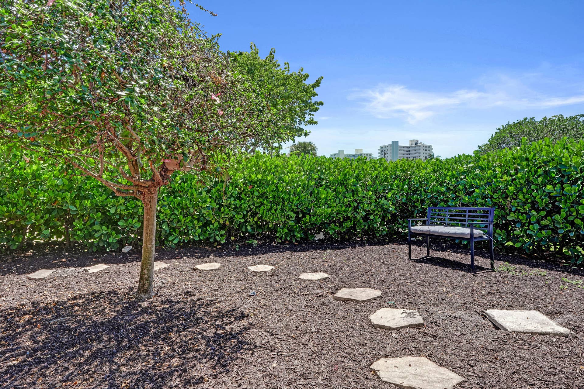 1900 N RIVERSIDE Drive, Pompano Beach, FL 33062 DSC01200