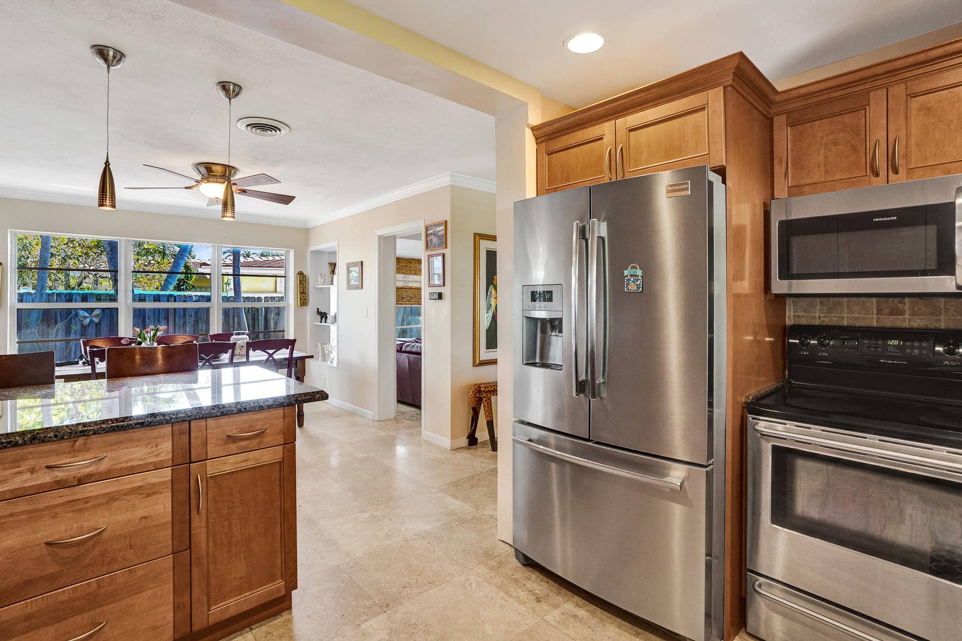 1900 N RIVERSIDE Drive, Pompano Beach, FL 33062 DSC01143