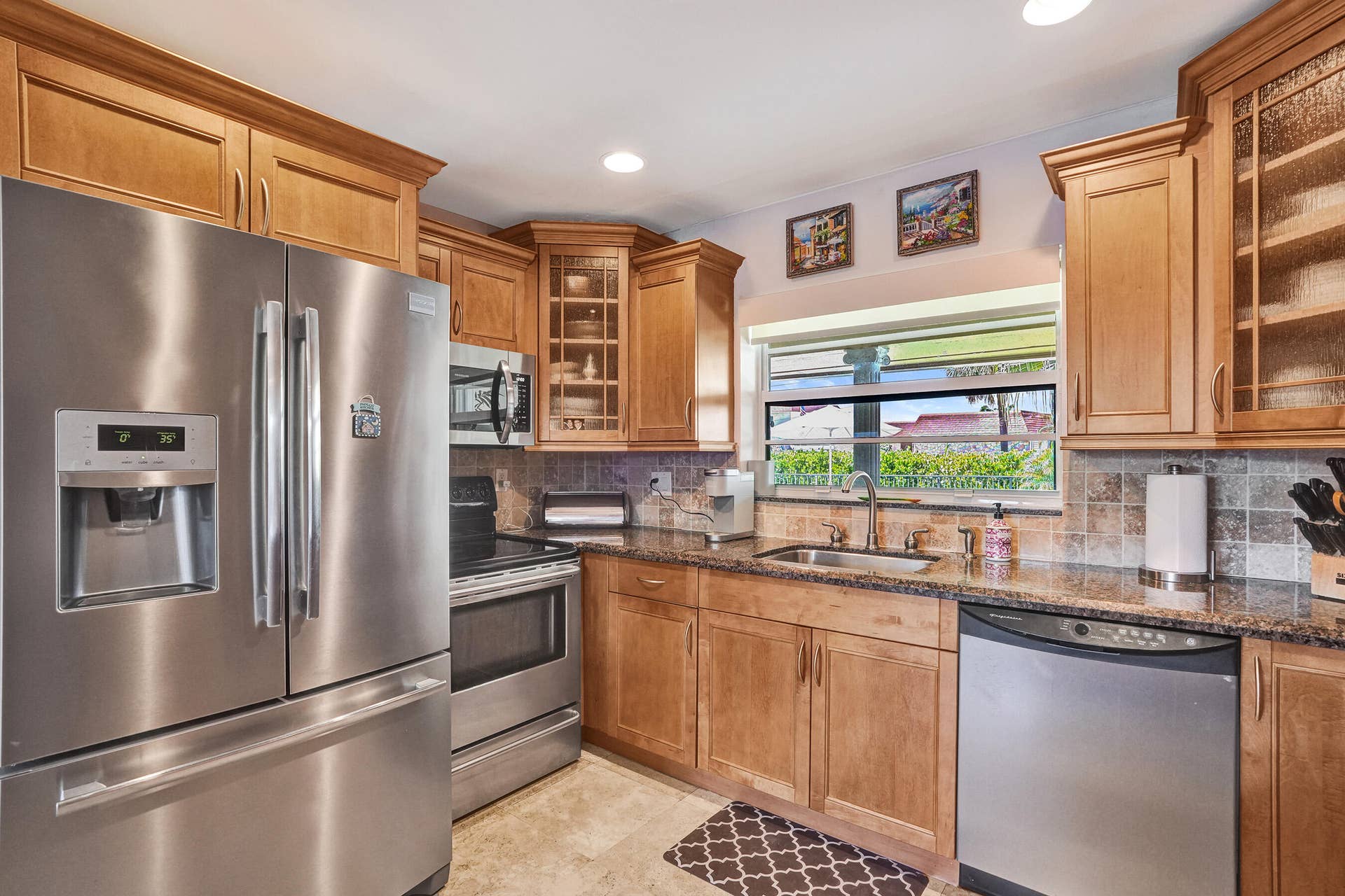 1900 N RIVERSIDE Drive, Pompano Beach, FL 33062 DSC01137