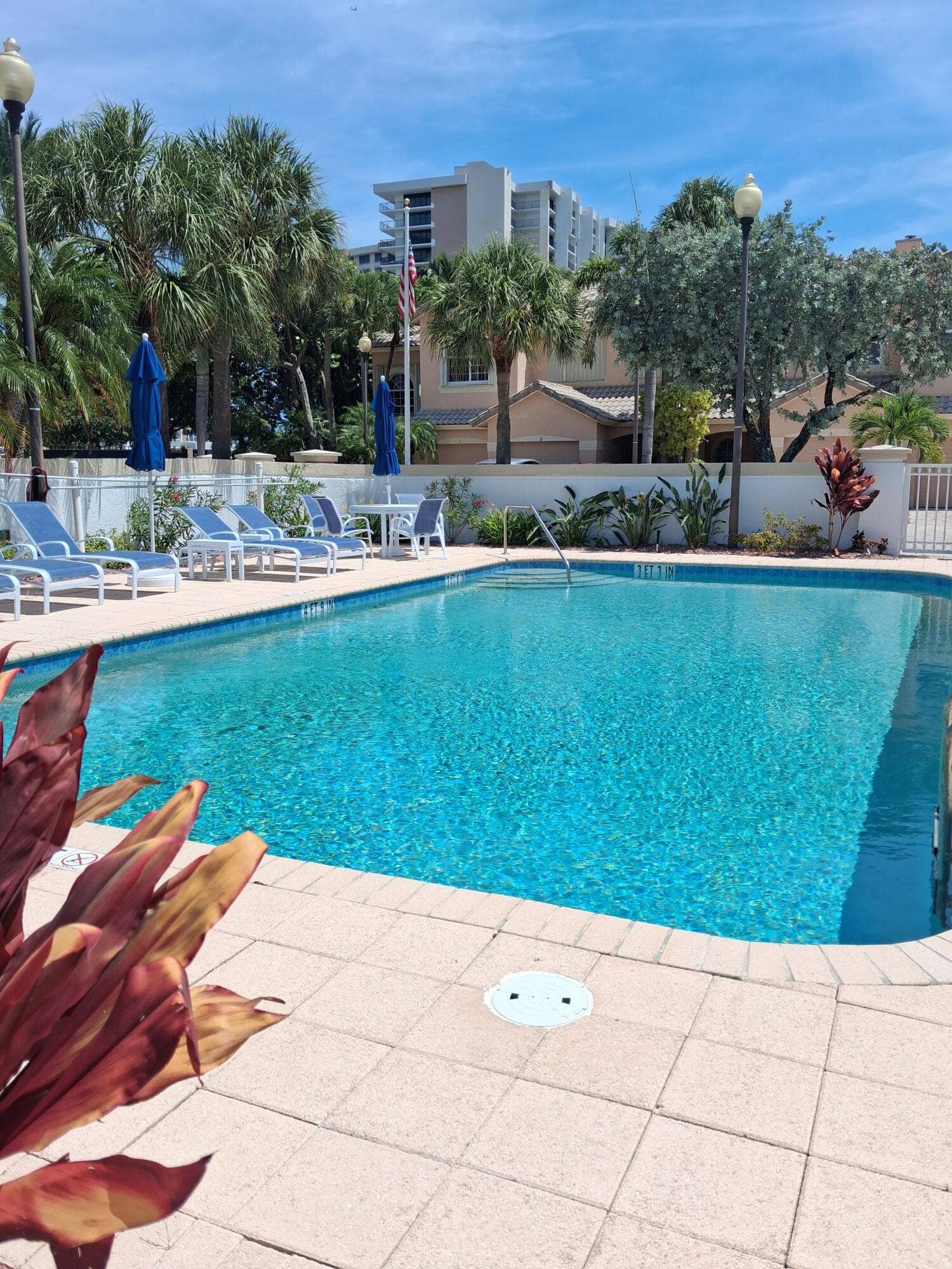 pool001