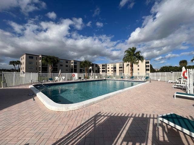 9300 SW 8TH Street, #403, Boca Raton, FL 33428 Swimming pool 4