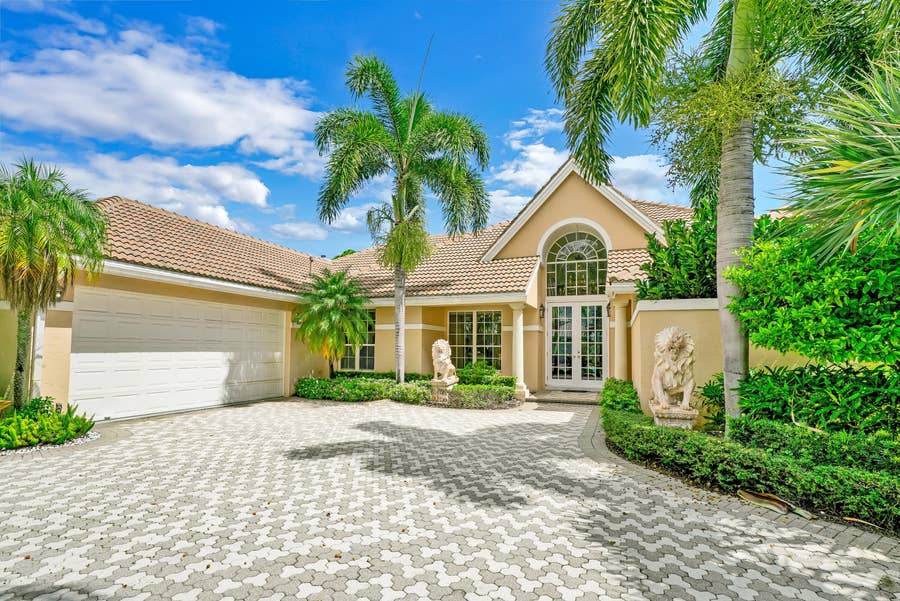 Property photo for 34 St James Drive, Palm Beach Gardens, FL