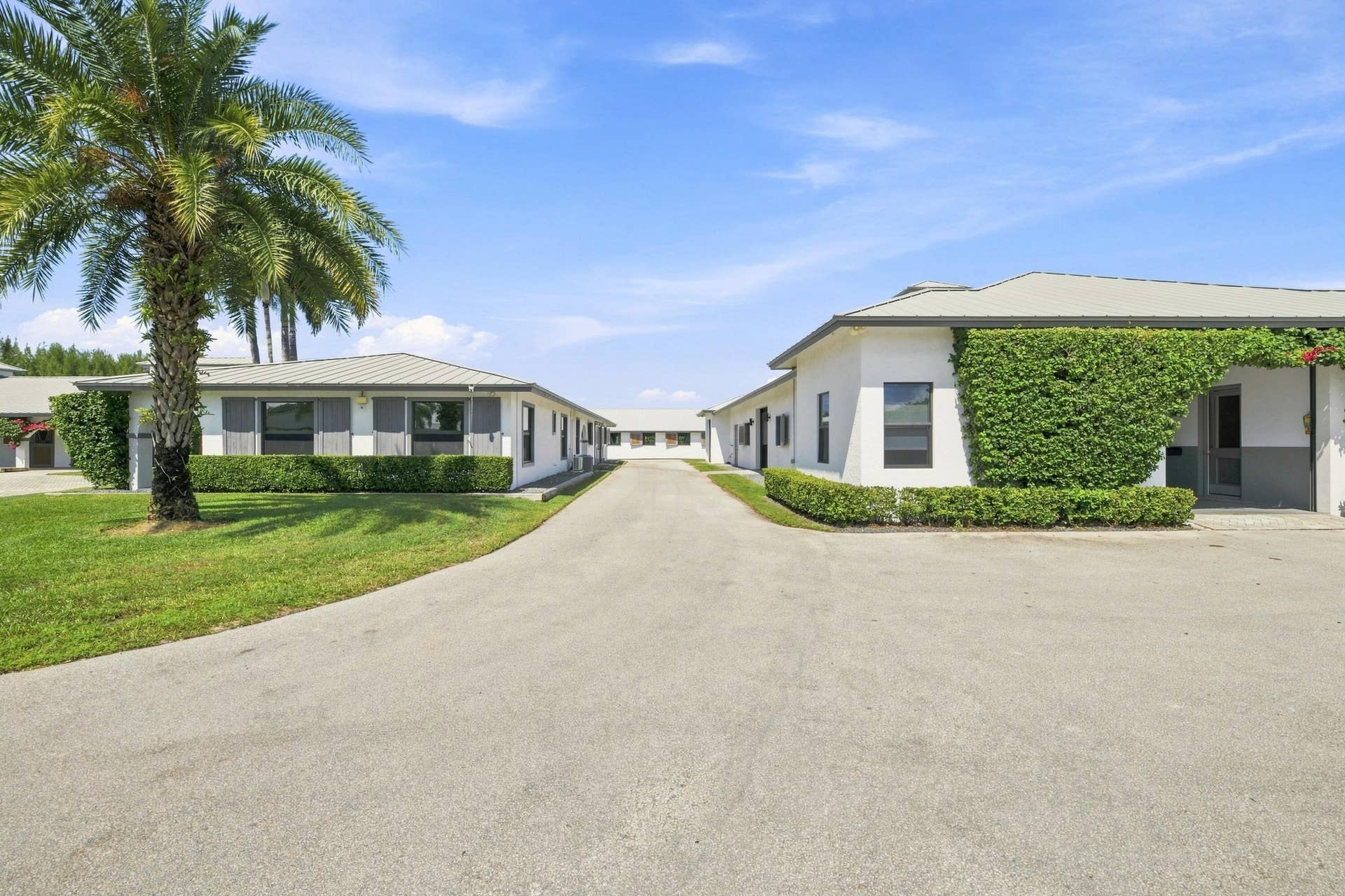 13155 Southfields Road, Wellington, FL 33414 030-053-DSC 0019-4200x2800
