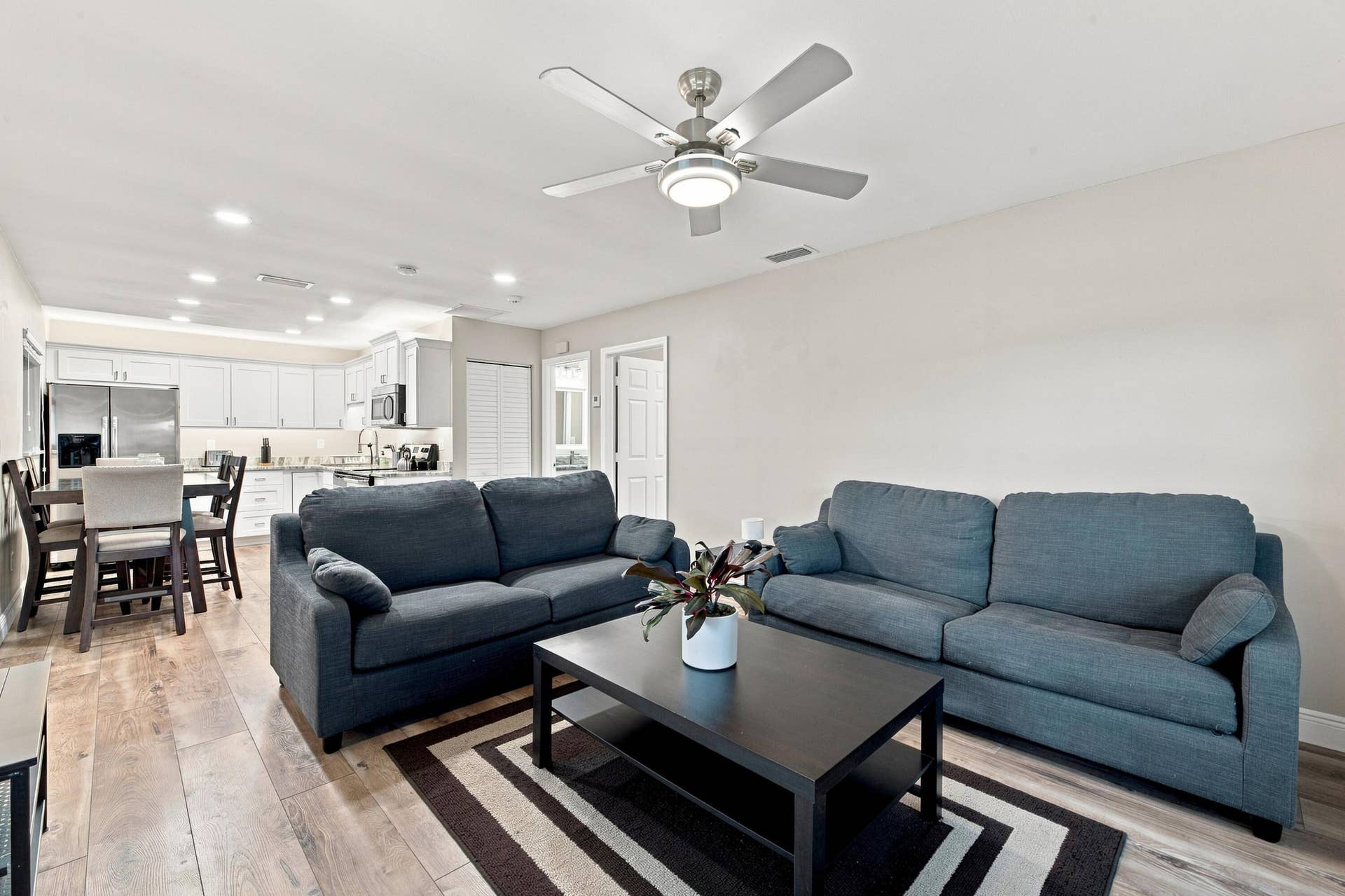 13155 Southfields Road, Wellington, FL 33414 088-038-DSC 0506-4200x2798