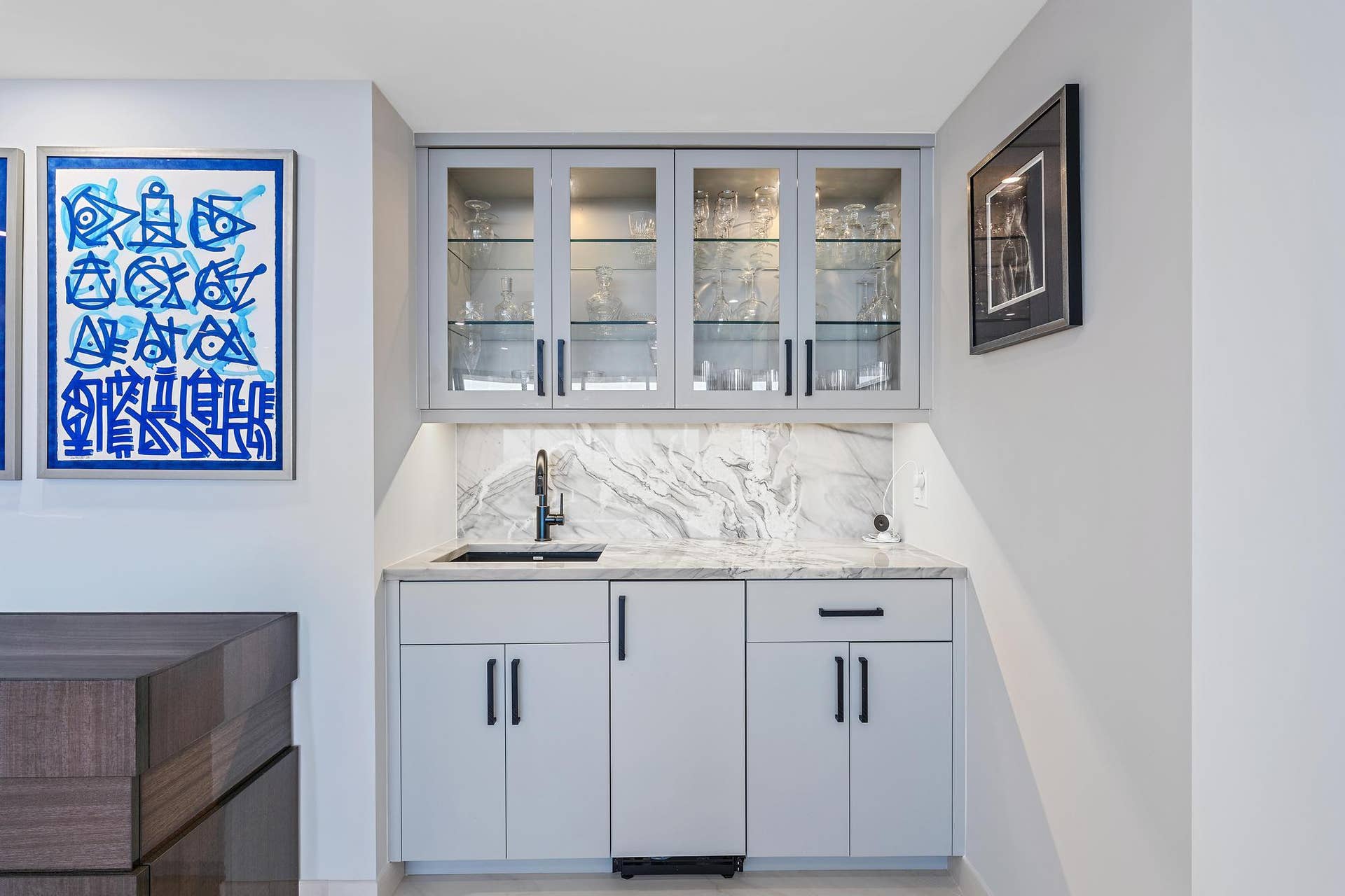 100 LAKESHORE Drive, #2151, North Palm Beach, FL 33408 Wet Bar