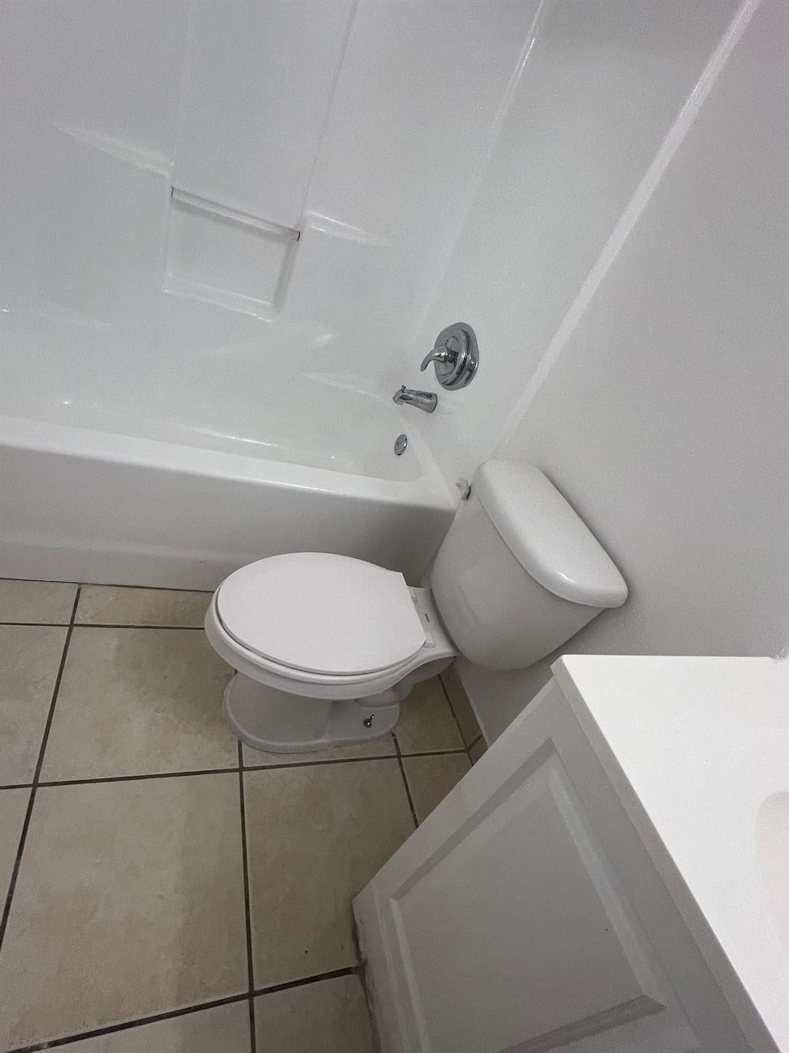 3660 N 56TH Avenue, #611, Hollywood, Hollywood, FL 33021 Photo 4