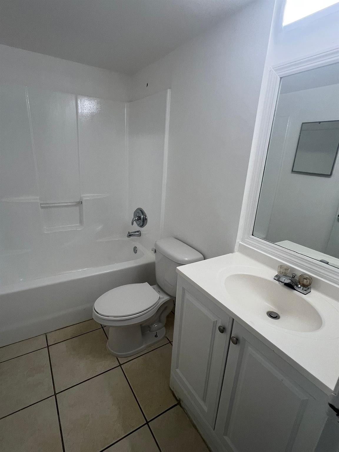3660 N 56TH Avenue, #611, Hollywood, Hollywood, FL 33021 Photo 2