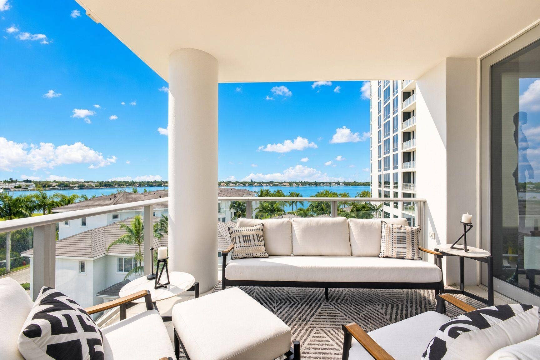 1 Water Club Way, #503, North Palm Beach, FL 33408 Great place to entertain on your spacious Northeast waterfront balcony!