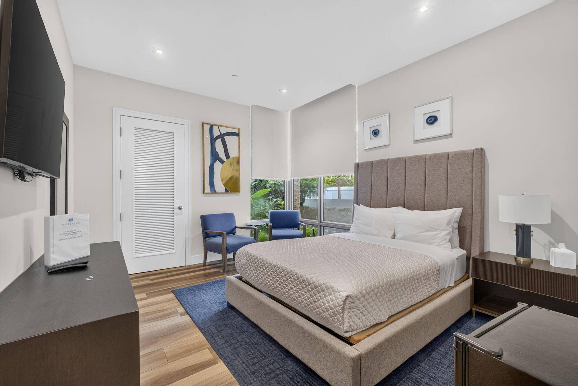 1 Water Club Way, #503, North Palm Beach, FL 33408 2nd Guest suite with ensuite bathroom.
