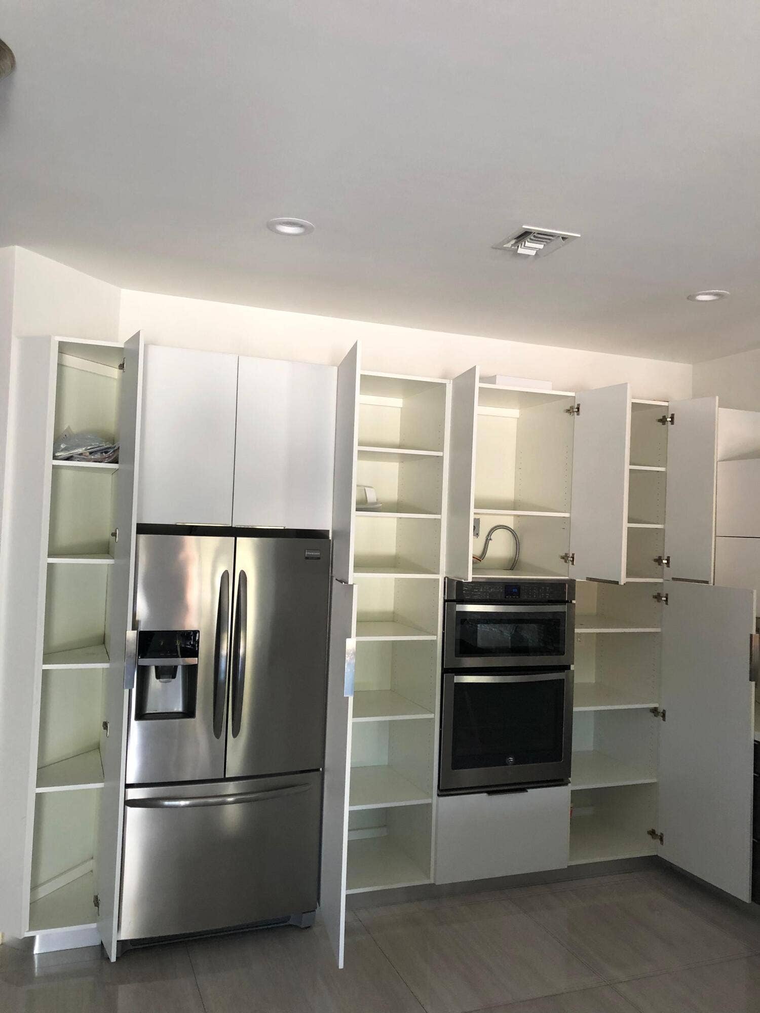 2728 TREASURE COVE Circle, #2728, Dania Beach, FL 33312 06790f28-6f75-44c0-bfa2-0fbaf4eec99b