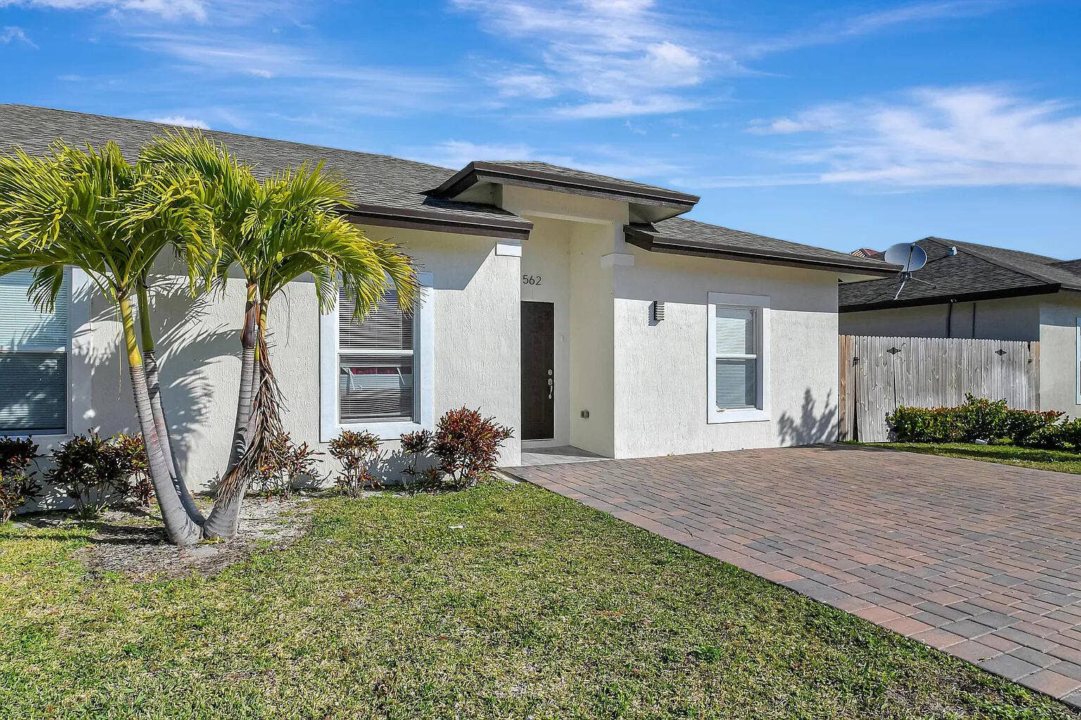 1562 W 26th Court, Riviera Beach, FL 33404 1566 W 26th Ct-14