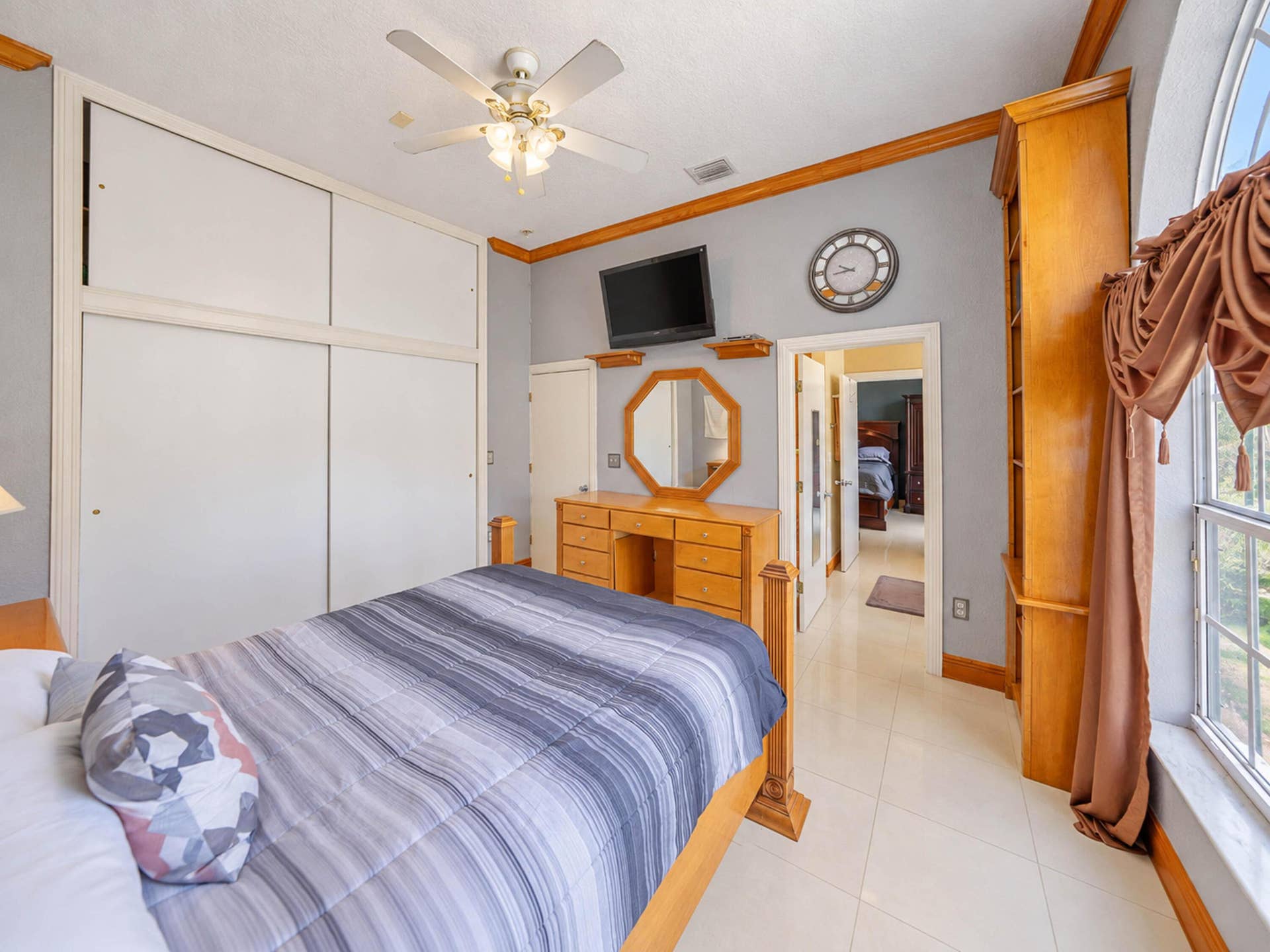 14630 LURAY Road, Southwest Ranches, FL 33330 33. Johannas Room B