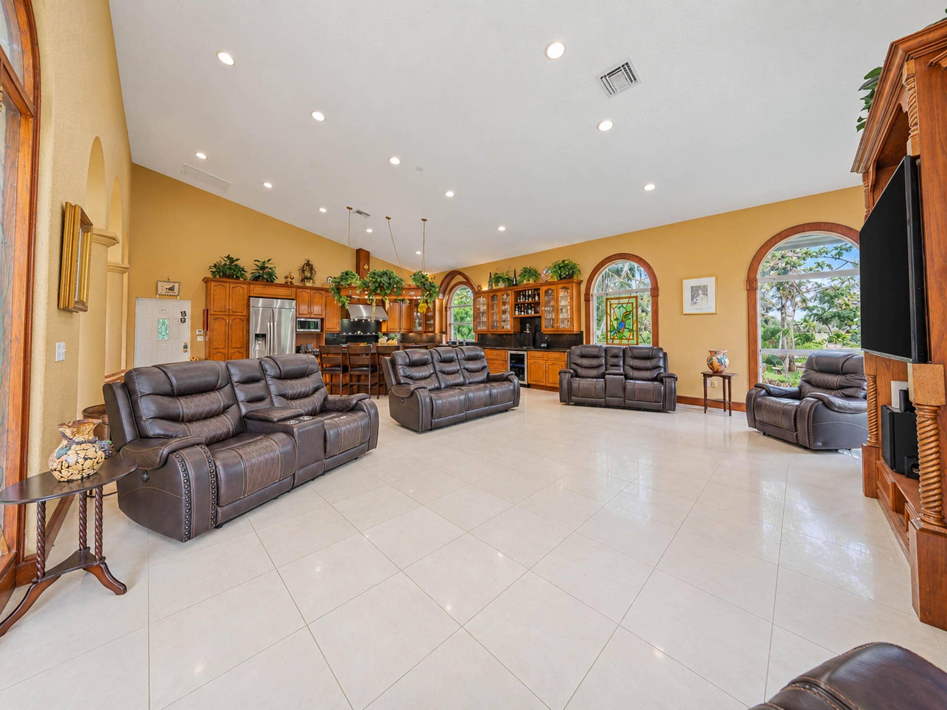 14630 LURAY Road, Southwest Ranches, FL 33330 20. Family Room B
