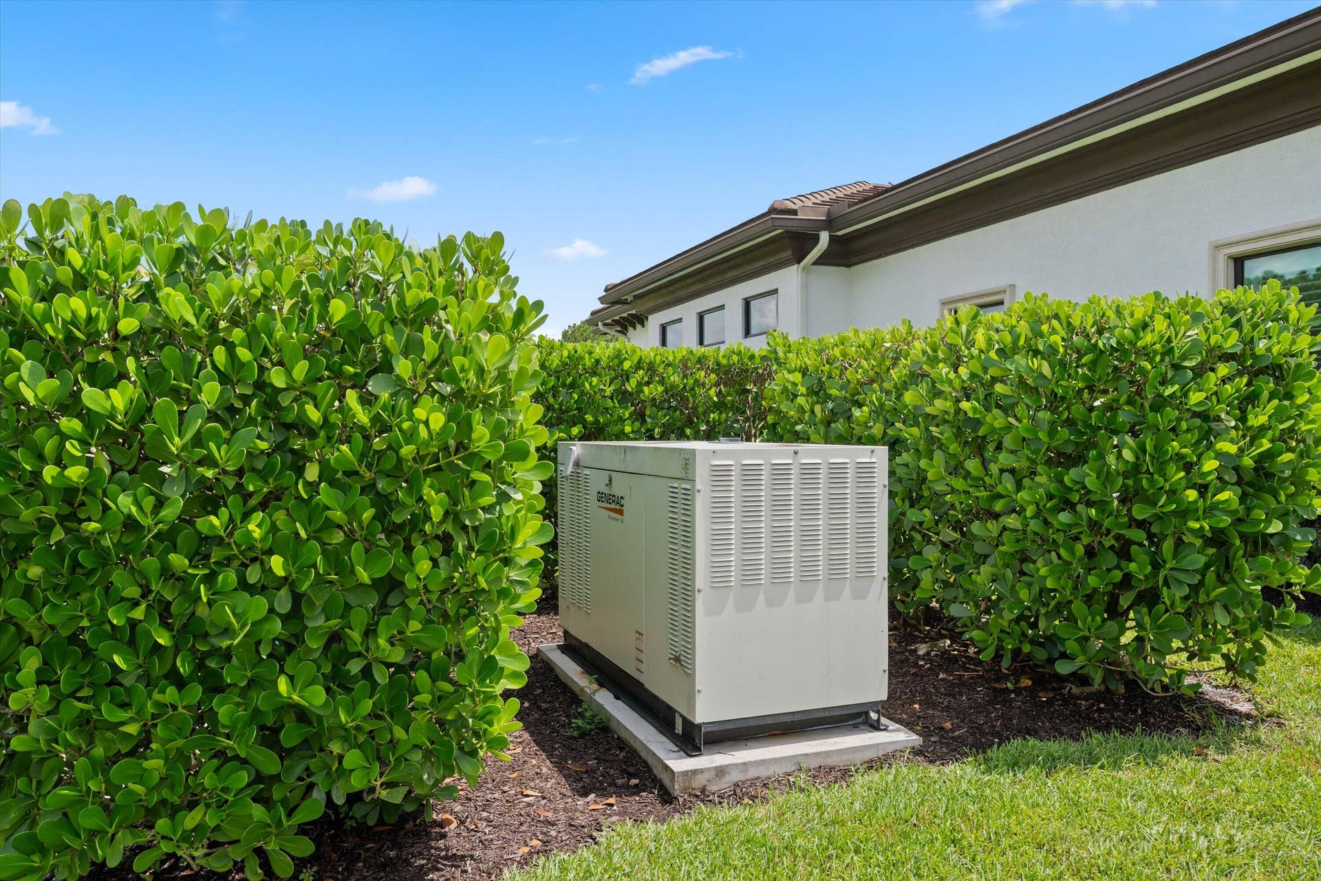 843 STALLION Drive, Loxahatchee, FL 33470 General whole farm generator