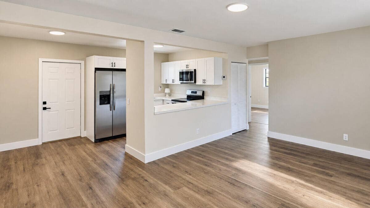 1142 Chateau Park Drive, Fort Lauderdale, FL 33311 13