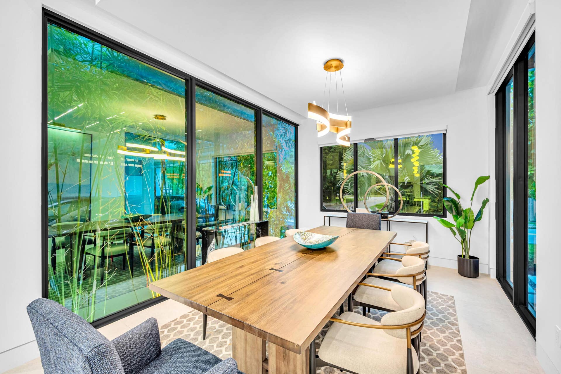 215 NE 28TH Court, Wilton Manors, FL 33334 215 NE 28TH CT--63 (1)