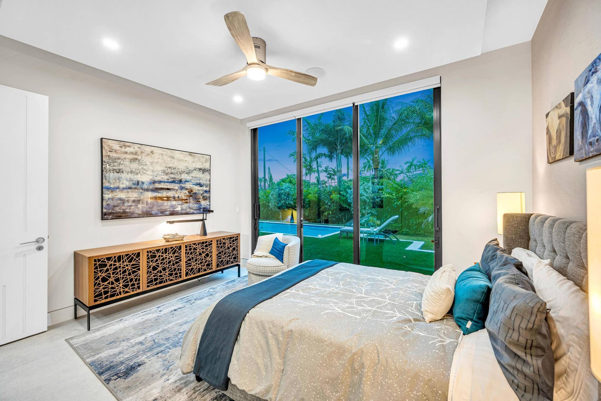 215 NE 28TH Court, Wilton Manors, FL 33334 215 NE 28TH CT--57 (1)