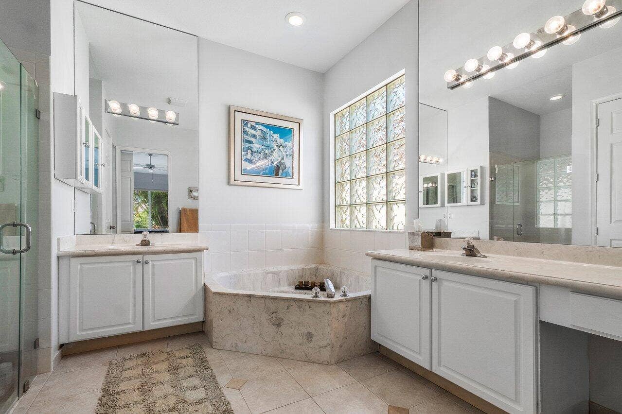 5540 VIA DE LA PLATA Circle, Delray Beach, Delray Beach, FL 33484 Owner's En-suite