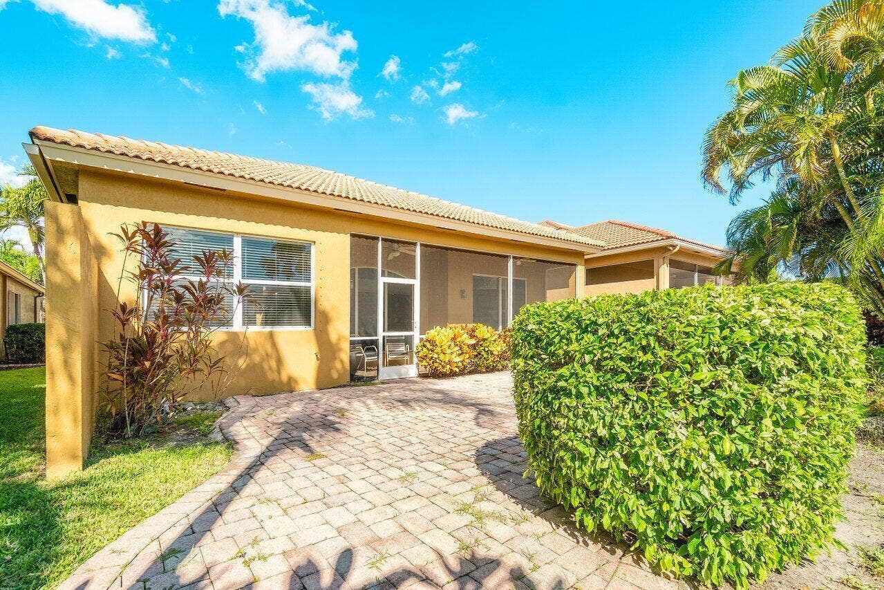 5540 VIA DE LA PLATA Circle, Delray Beach, Delray Beach, FL 33484 Large Patio Space