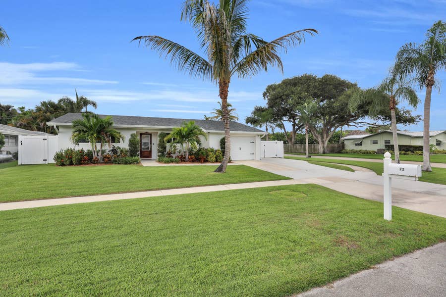 Property photo for 72 WILLOW Road, Tequesta, FL