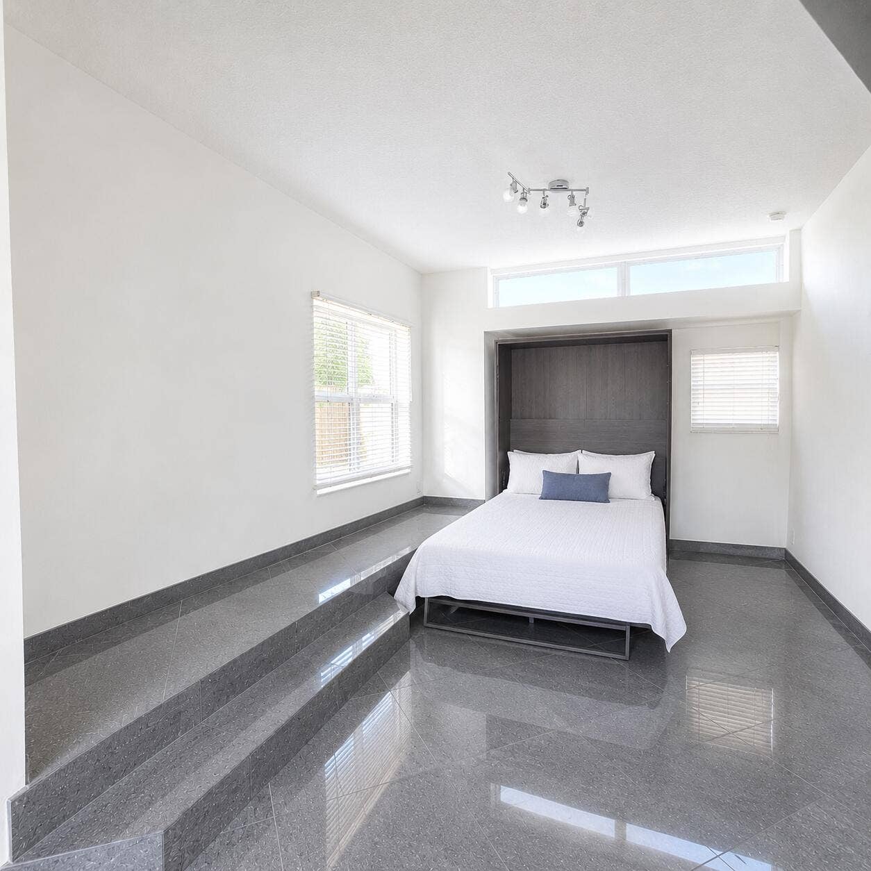 3709 S Olive Avenue, #301 Central Dr, West Palm Beach, FL 33405 possible 2nd bedroom/ living room