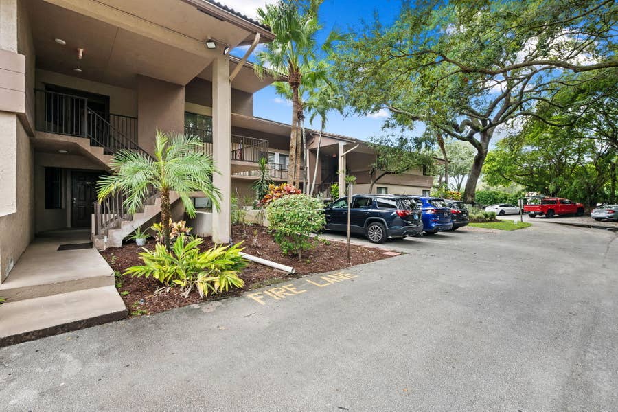 Property photo for 9503 NW 2ND Place, #3-B, Coral Springs, FL