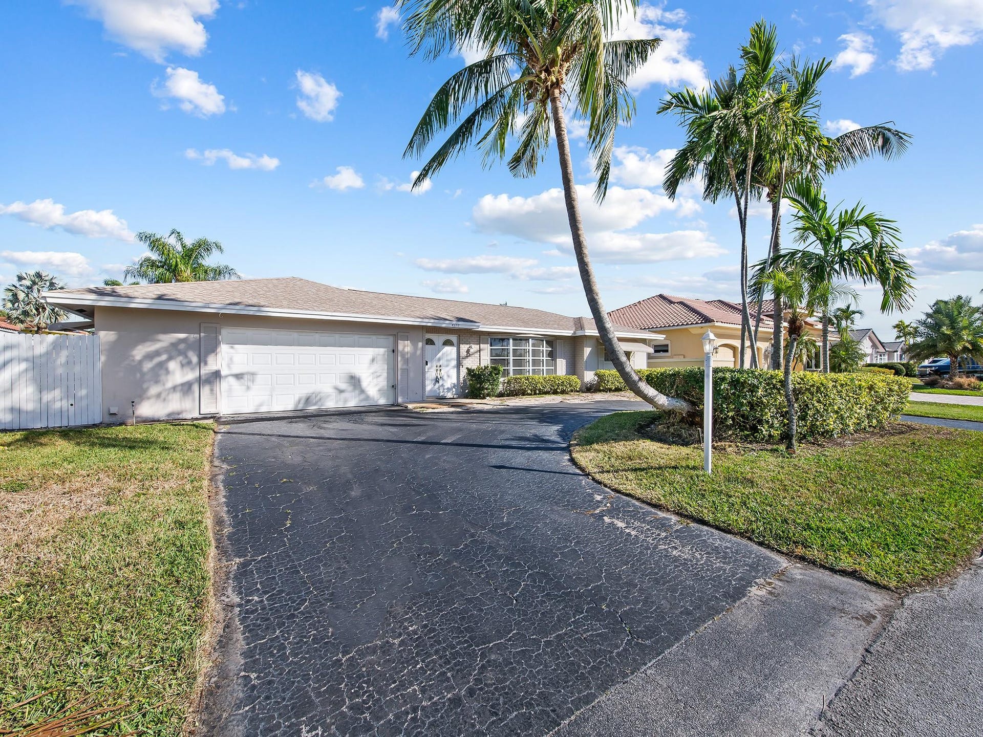 4110 NE 24TH Avenue, Lighthouse Point, Lighthouse Point, FL 33064 Photo 3
