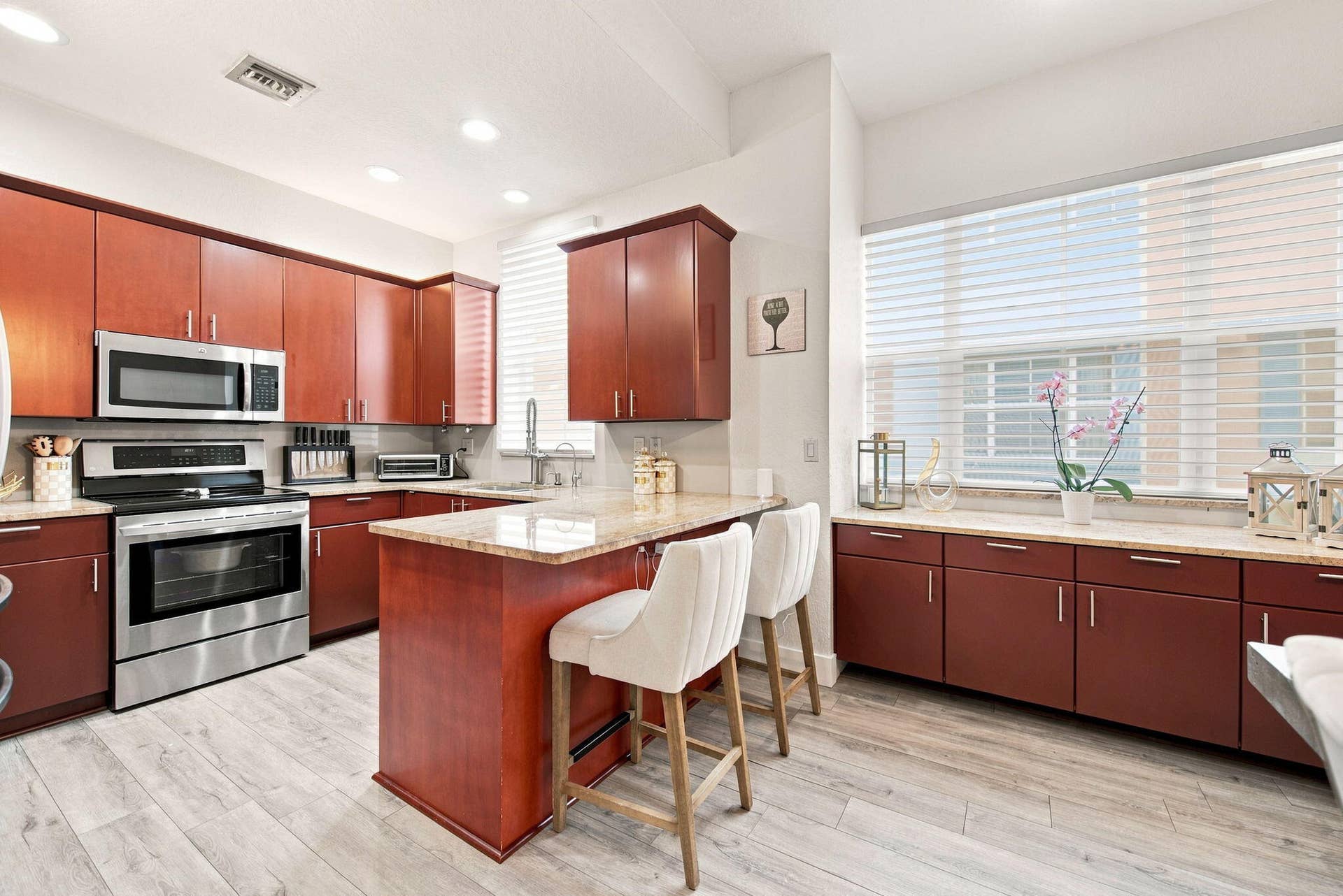 506 NE 7TH Avenue, #1, Fort Lauderdale, FL 33301 23-web-or-mls-506-ne-7th-ave-1